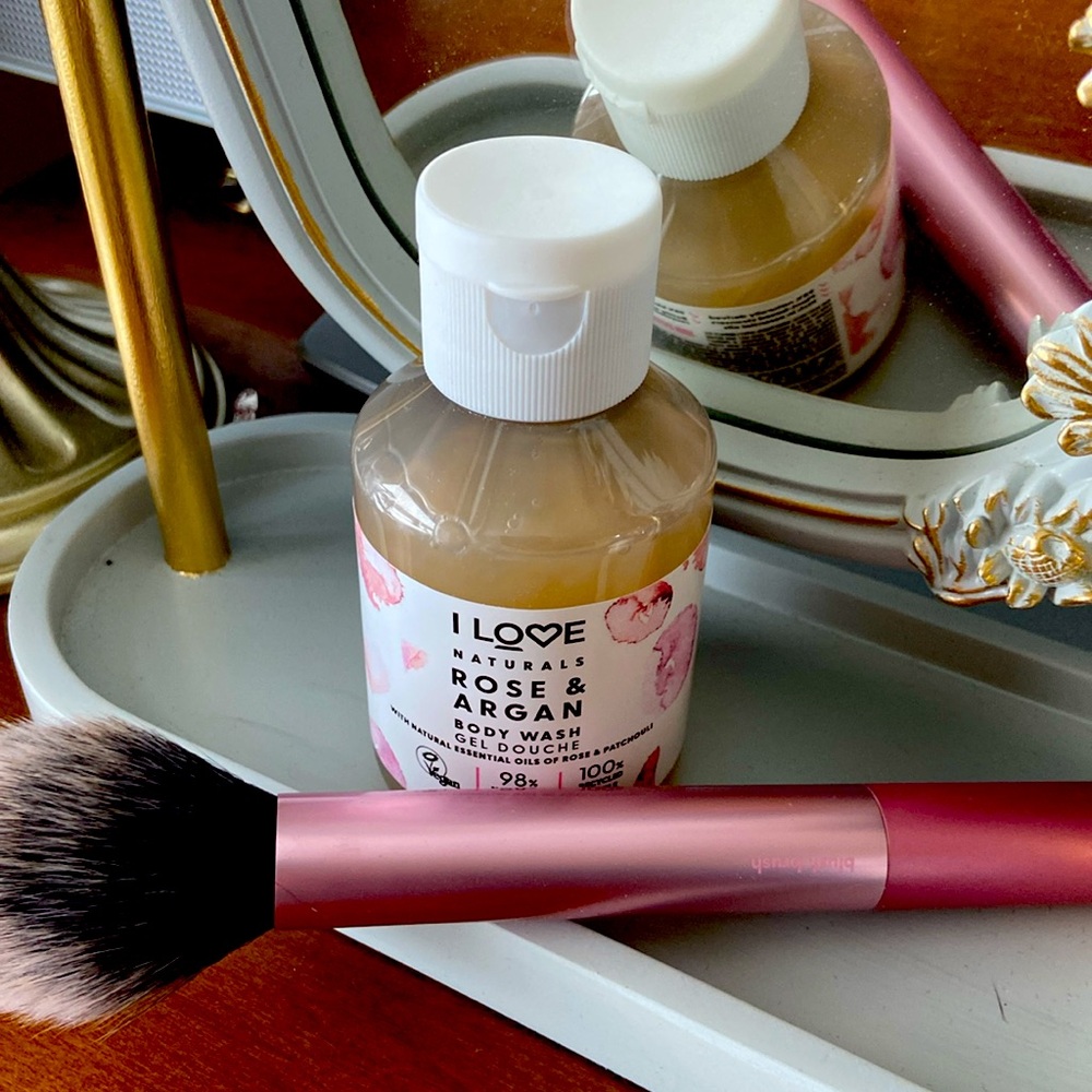 🆕 I love naturals rose & argan body Wash